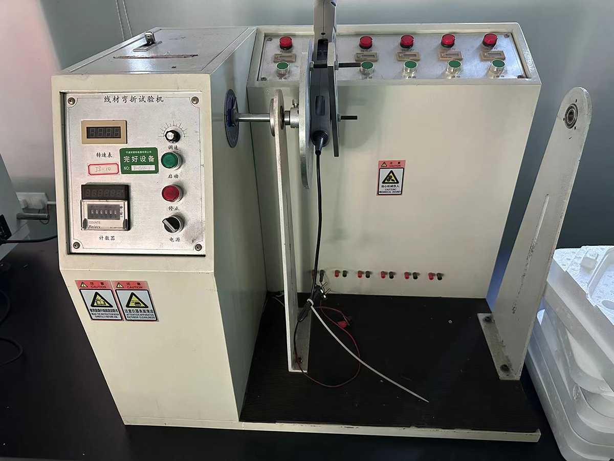  Wire bending testing machine